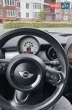 Хэтчбек MINI Cooper 2012 в 