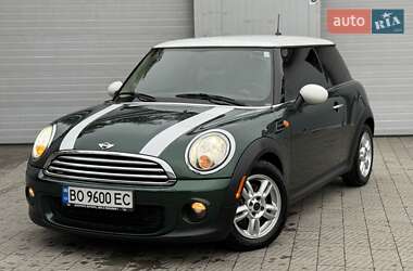 MINI Cooper 2011