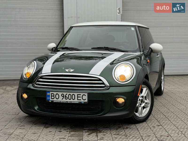 Хэтчбек MINI Cooper 2011 в Тернополе