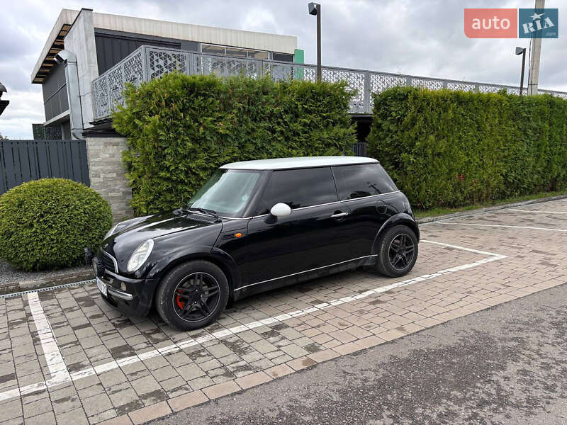 Хетчбек MINI Cooper 2002 в 