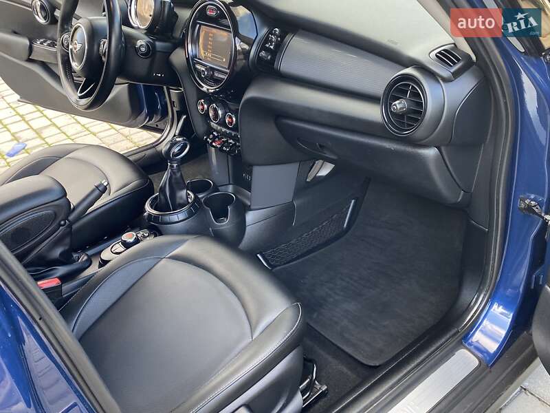 Хэтчбек MINI Cooper 2017 в Одессе