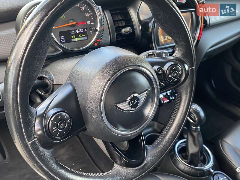 Хэтчбек MINI Cooper 2017 в Одессе