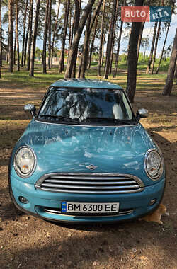 Хэтчбек MINI Cooper 2010 в Сумах