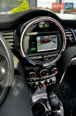 Хэтчбек MINI Cooper 2019 в 