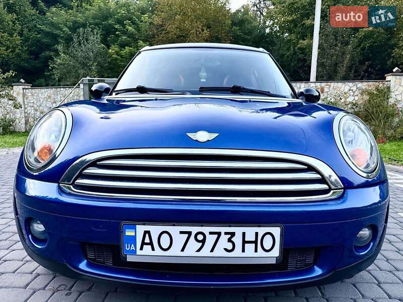 Хэтчбек MINI Cooper 2008 в Солотвине