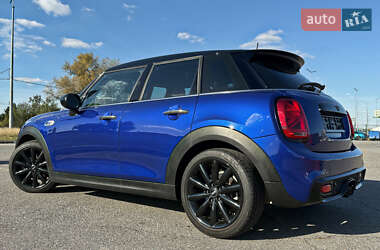Хэтчбек MINI Cooper 2020 в 