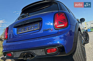 Хэтчбек MINI Cooper 2020 в 