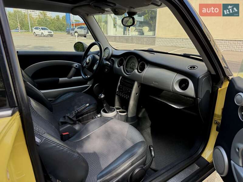 Хетчбек MINI Cooper 2002 в Броварах