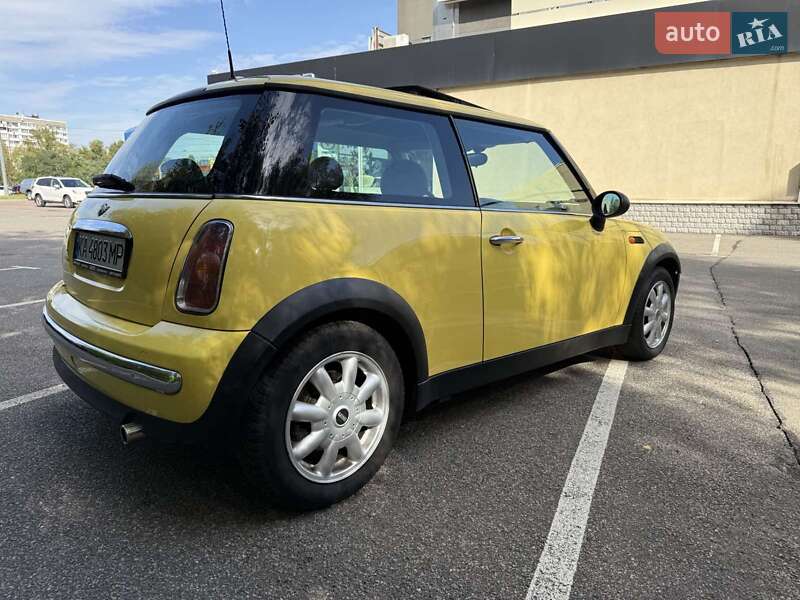 Хетчбек MINI Cooper 2002 в Броварах