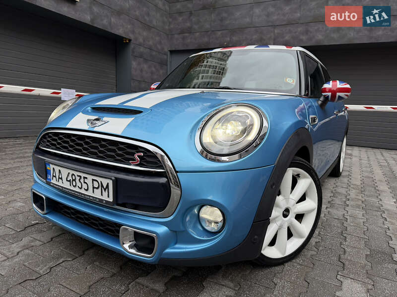 Хетчбек MINI Cooper 2017 в Києві