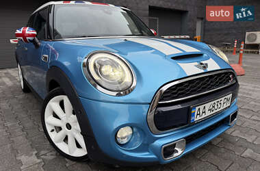 Хэтчбек MINI Cooper 2017 в 