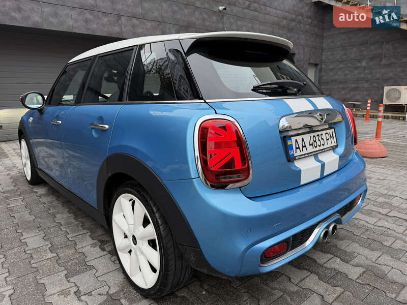 Хетчбек MINI Cooper 2017 в Києві