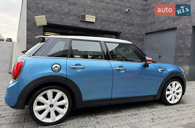 Хэтчбек MINI Cooper 2017 в 