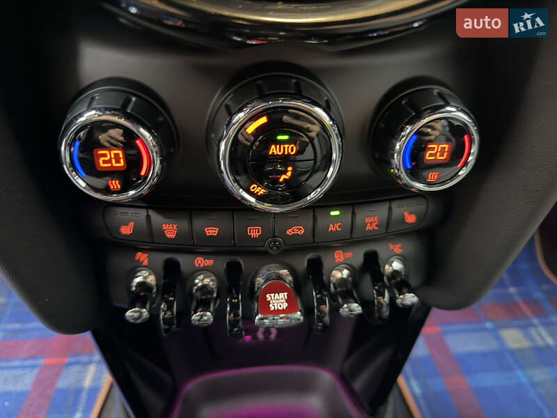 Хетчбек MINI Cooper 2017 в Києві