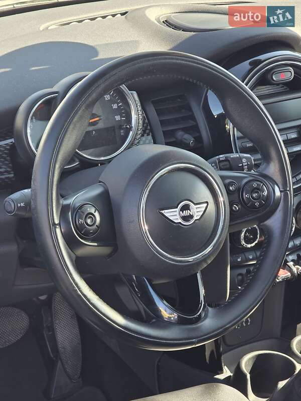 Хетчбек MINI Cooper 2014 в Запоріжжі