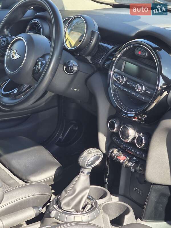 Хетчбек MINI Cooper 2014 в Запоріжжі