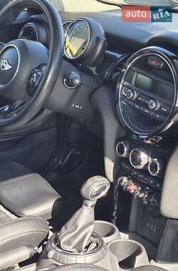 Хэтчбек MINI Cooper 2014 в 