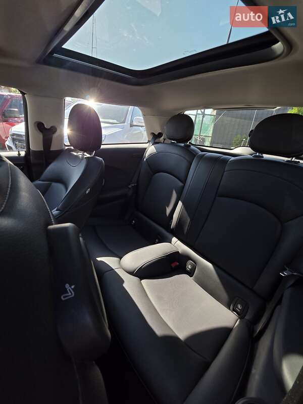 Хетчбек MINI Cooper 2014 в Запоріжжі