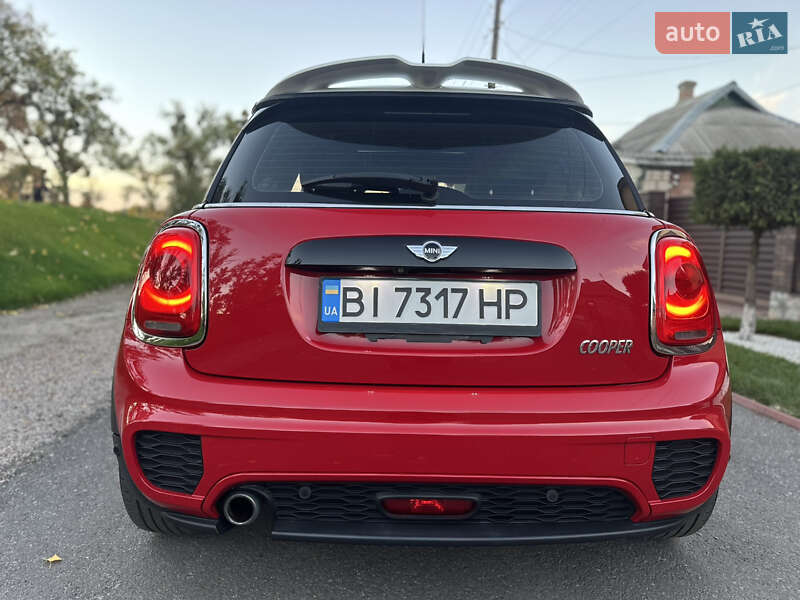 Хэтчбек MINI Cooper 2017 в Полтаве