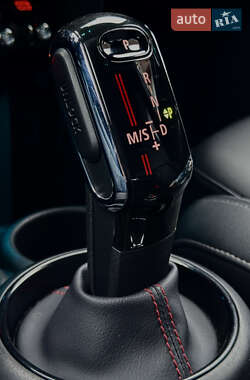 Хэтчбек MINI Cooper 2020 в 