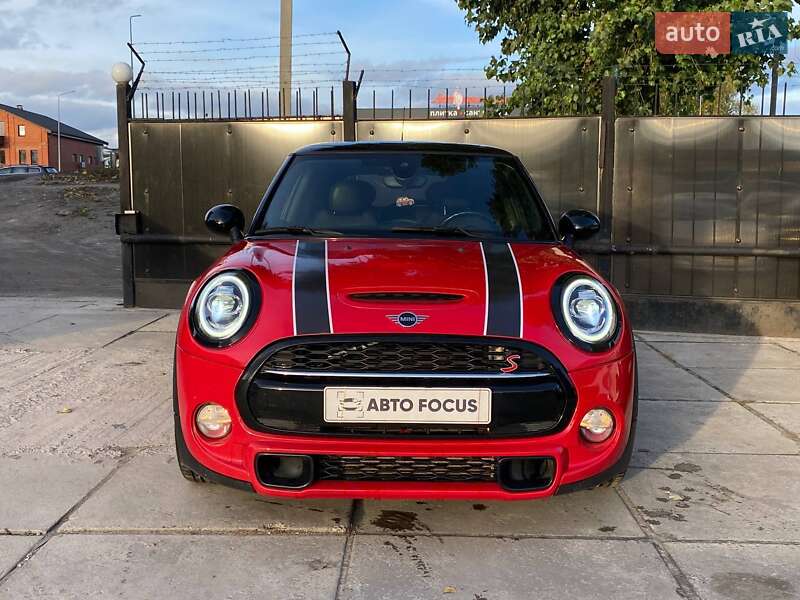 Хэтчбек MINI Cooper 2018 в Киеве