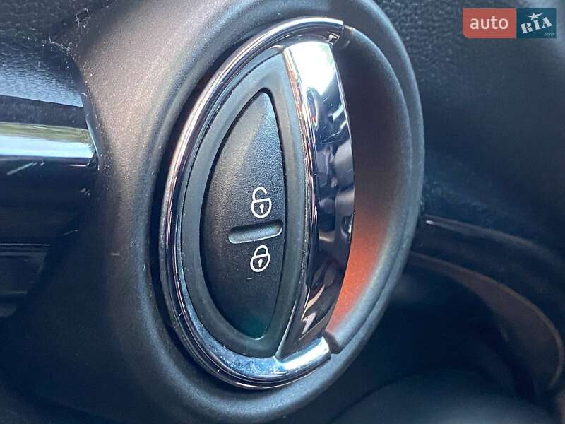Хэтчбек MINI Cooper 2018 в Киеве