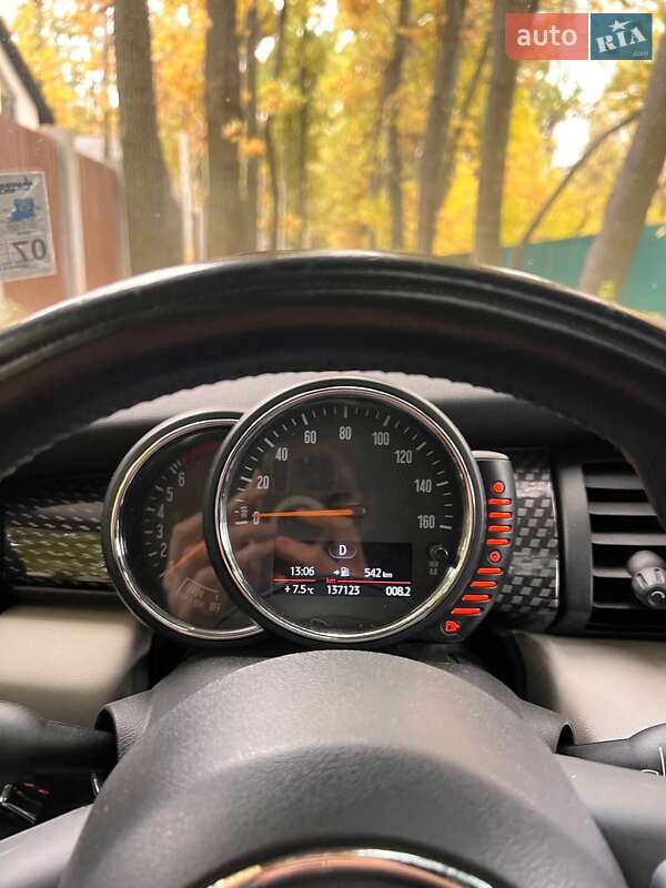 Хэтчбек MINI Cooper 2015 в Киеве