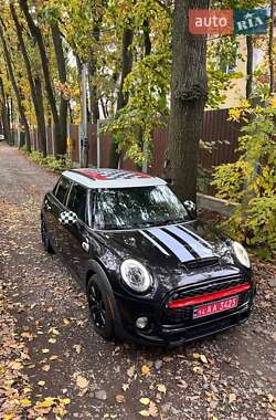 MINI Cooper 2015
