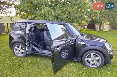Хетчбек MINI Cooper 2011 в 