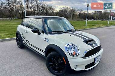 Хэтчбек MINI Cooper 2010 в Днепре