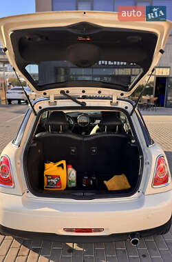 Хетчбек MINI Cooper 2011 в Києві