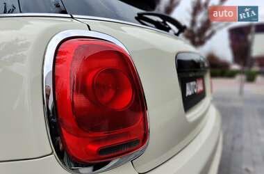 Хэтчбек MINI Cooper 2017 в 