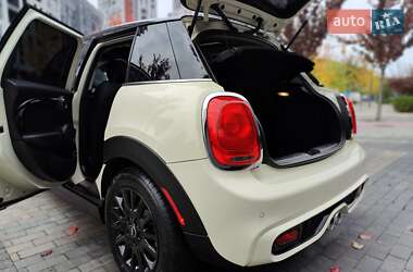 Хэтчбек MINI Cooper 2017 в 