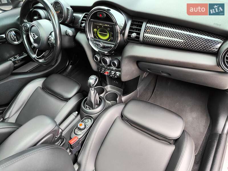 Хетчбек MINI Cooper 2017 в Києві фото 52 Хетчбек MINI Cooper 2017 в Києві