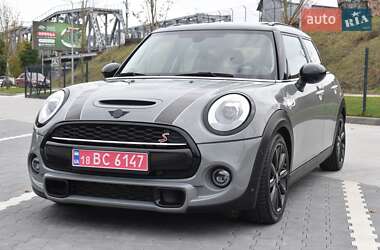 Хэтчбек MINI Cooper 2018 в Киеве