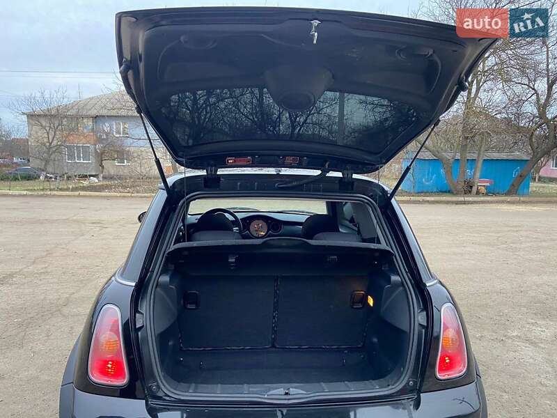 Хетчбек MINI Cooper 2003 в Одесі фото 12 Хетчбек MINI Cooper 2003 в Одесі