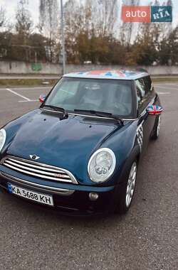 Хэтчбек MINI Cooper 2006 в 
