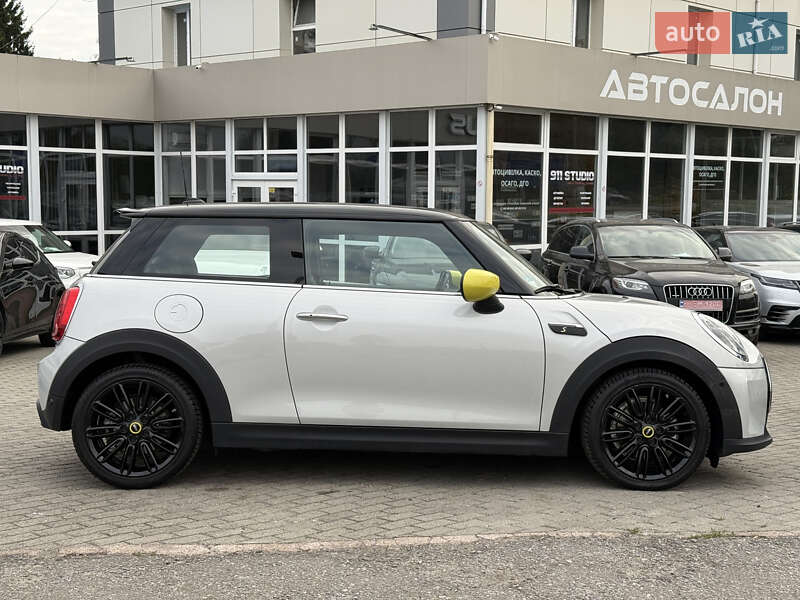 Хэтчбек MINI Cooper 2021 в Житомире