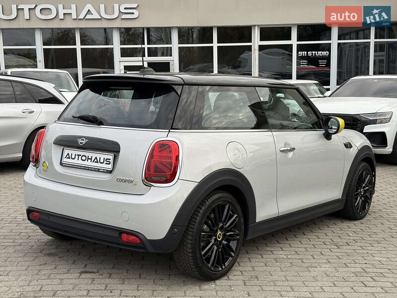 Хэтчбек MINI Cooper 2021 в Житомире