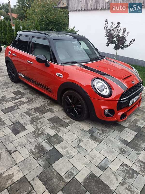 Хэтчбек MINI Cooper 2019 в Черновцах фото 2 Хэтчбек MINI Cooper 2019 в Черновцах
