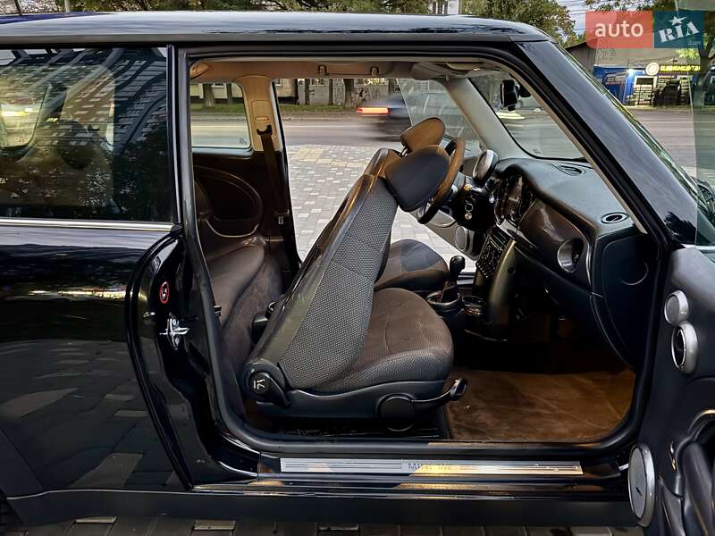Хэтчбек MINI Cooper 2006 в Одессе фото 7 Хэтчбек MINI Cooper 2006 в Одессе
