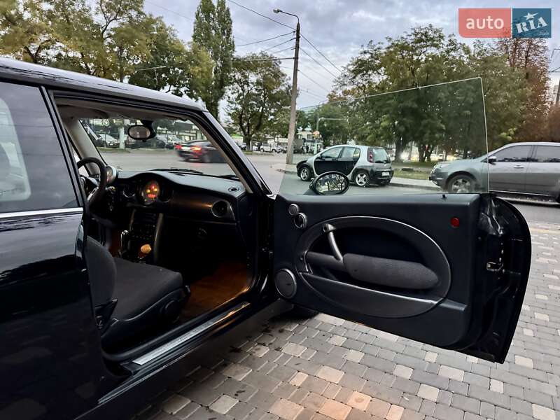 Хэтчбек MINI Cooper 2006 в Одессе фото 20 Хэтчбек MINI Cooper 2006 в Одессе