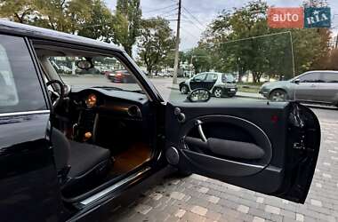 Хетчбек MINI Cooper 2006 в 