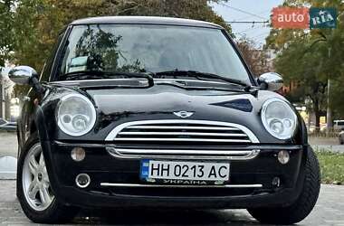 Хетчбек MINI Cooper 2006 в 