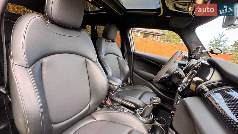 Хетчбек MINI Cooper 2016 в Дніпрі