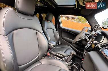 Хэтчбек MINI Cooper 2016 в 