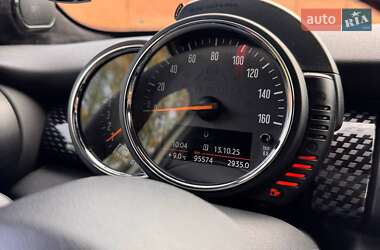 Хэтчбек MINI Cooper 2016 в 