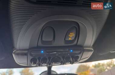 Хэтчбек MINI Cooper 2016 в 