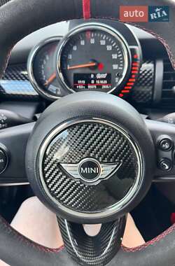 Хэтчбек MINI Cooper 2016 в 