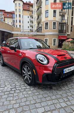 Хетчбек MINI Cooper 2023 в 